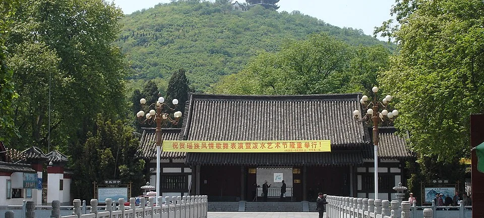马鞍山采石矶景区正门